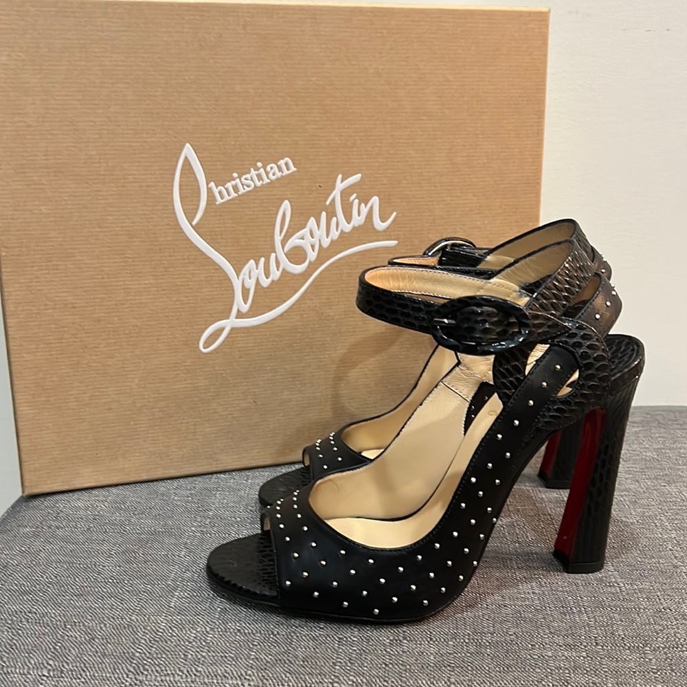 Christian Louboutin. Sz6 1/2. Worn 1x.